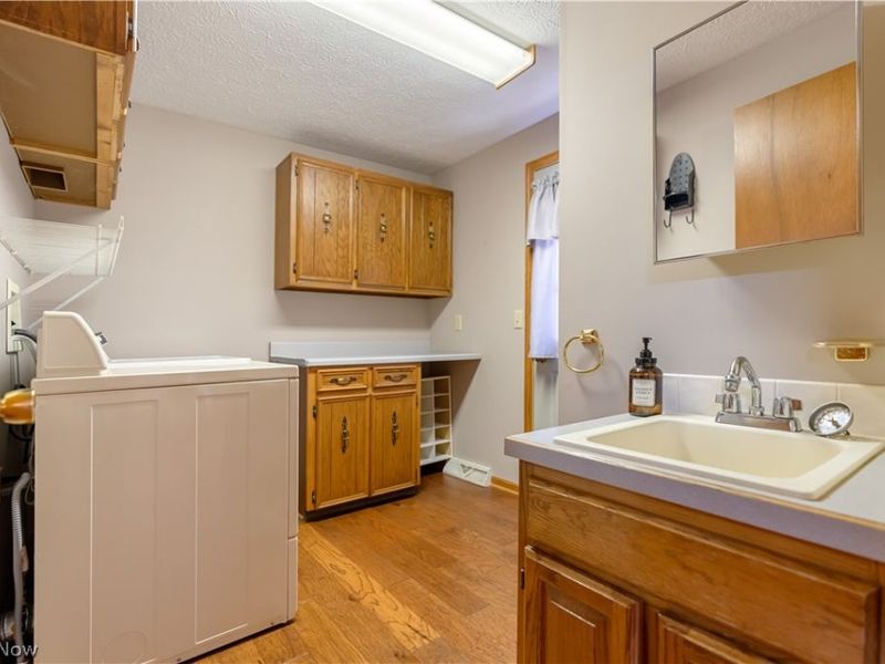 2032 Walsh Street, Louisville, OH 44641 Photo 19