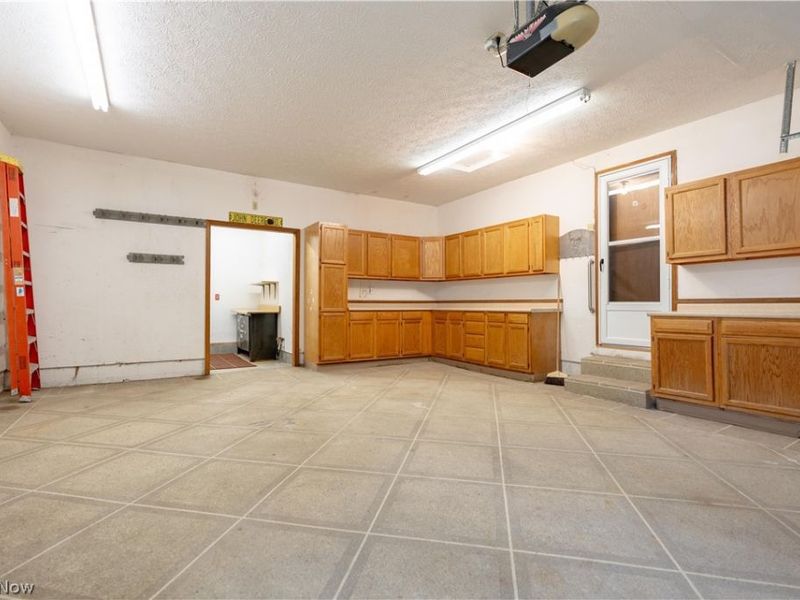2032 Walsh Street, Louisville, OH 44641 Photo 29