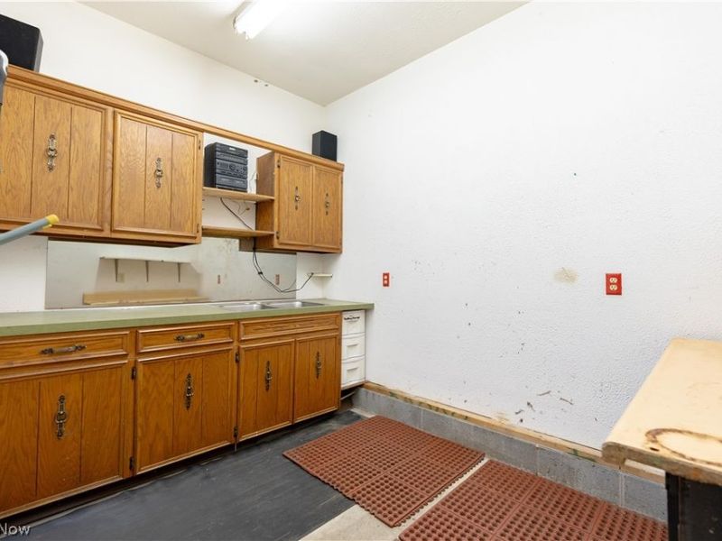 2032 Walsh Street, Louisville, OH 44641 Photo 30