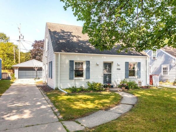 735 N 112th STREET, Wauwatosa, WI 53226