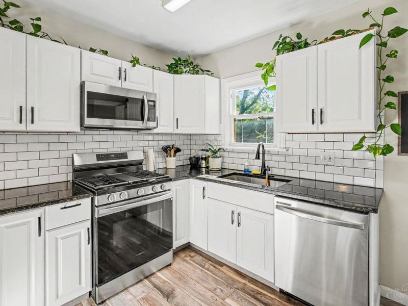 6952 Silverton Avenue, Silverton, OH 45236 Photo 6
