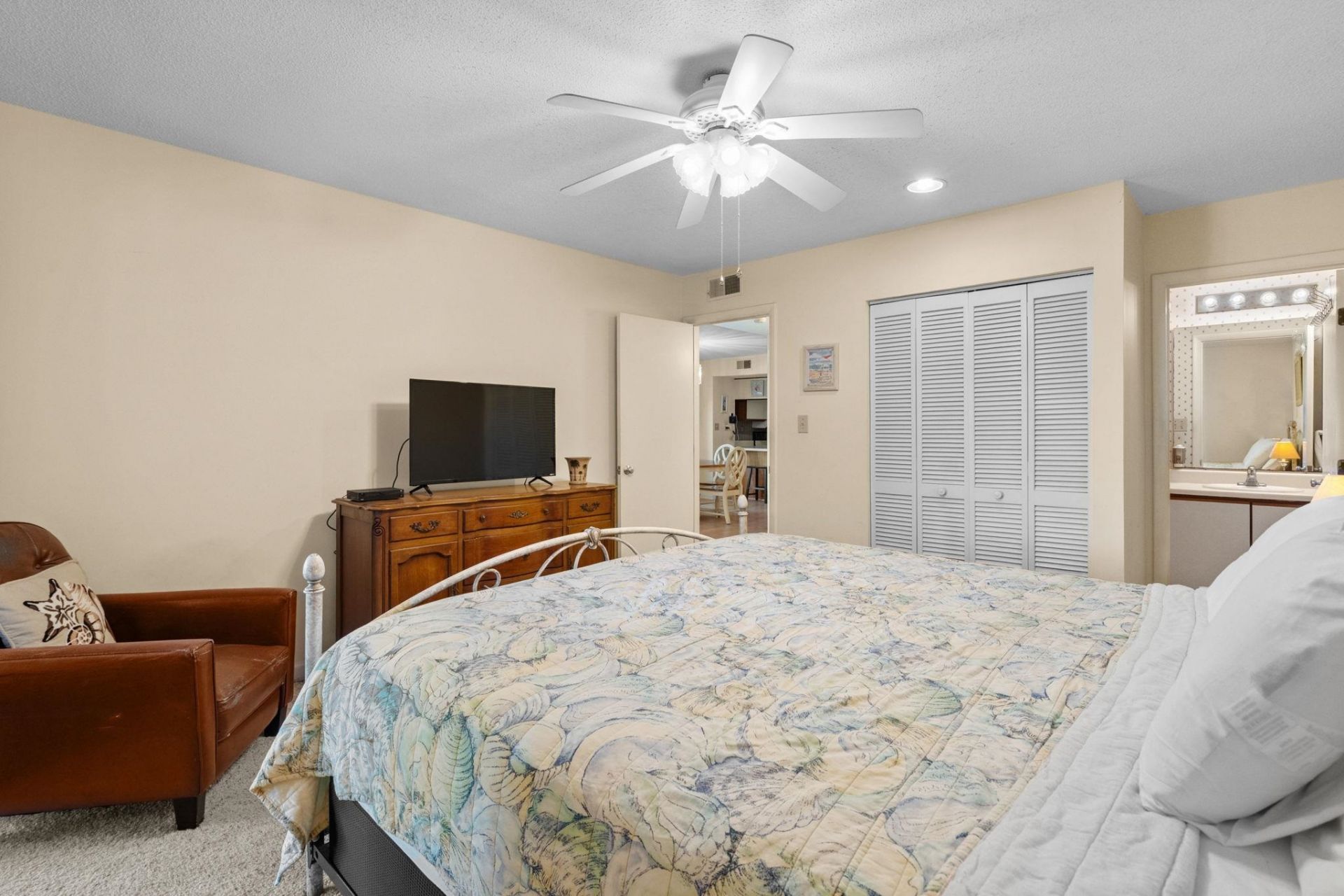 223 Maison Dr. Photo 23