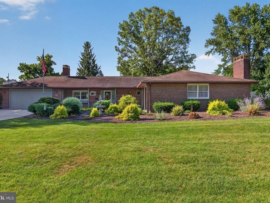 16 Howard Drive, East Berlin, PA 17316 Main Photo