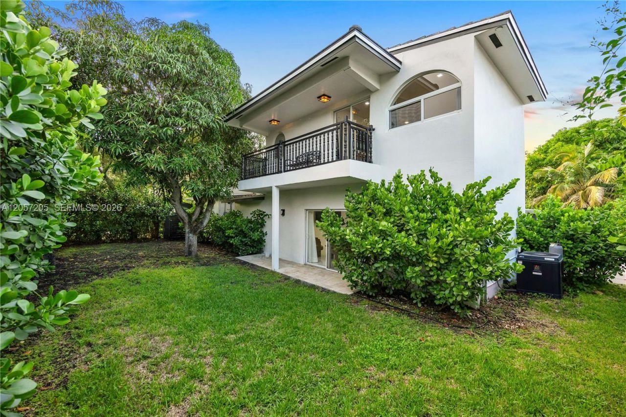 1651 SW 13th Ave , Miami, FL 33145 Photo