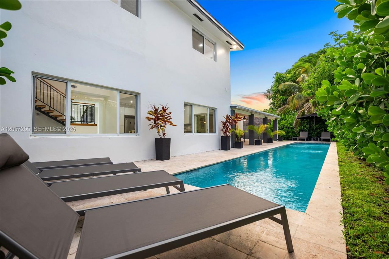 1651 SW 13th Ave , Miami, FL 33145 Photo