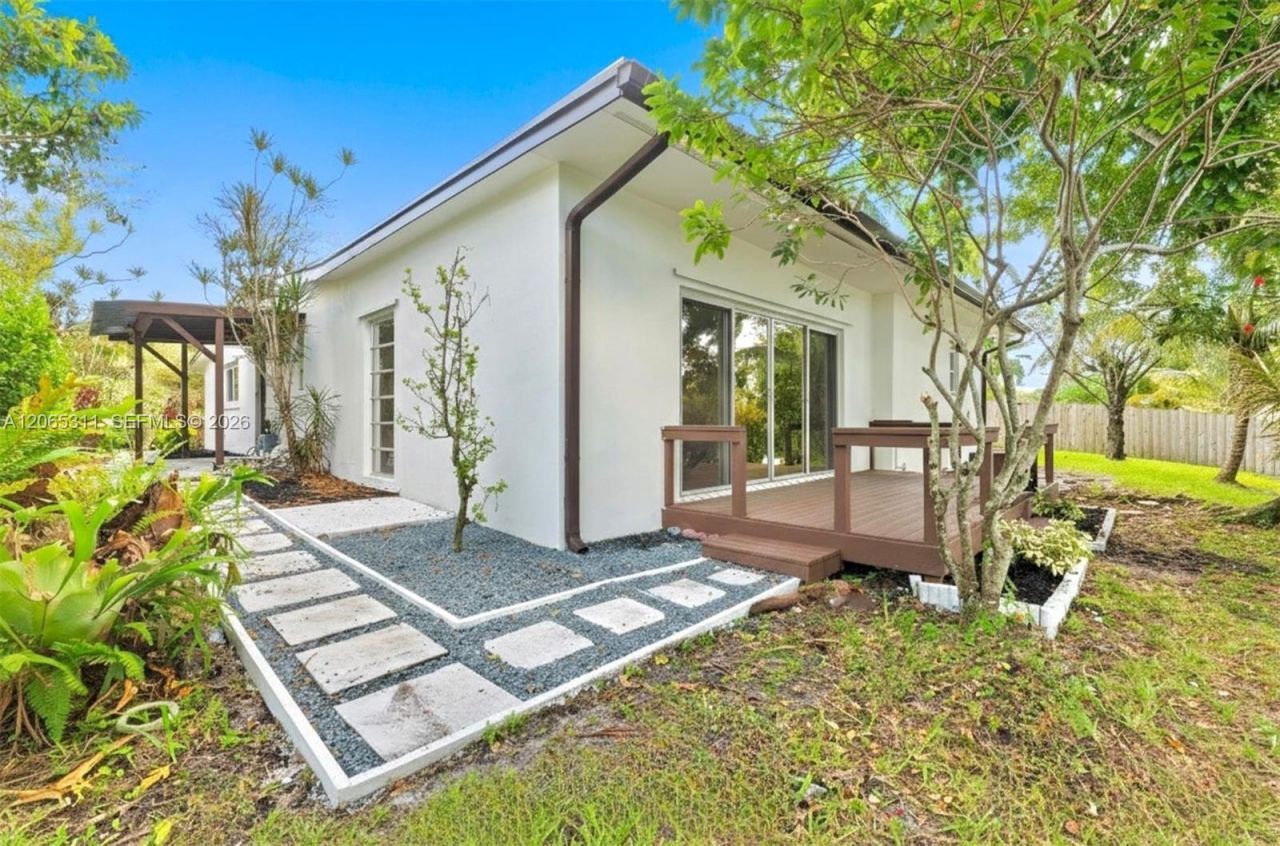 1905 NW 62nd Ter, Margate, FL 33063 Photo