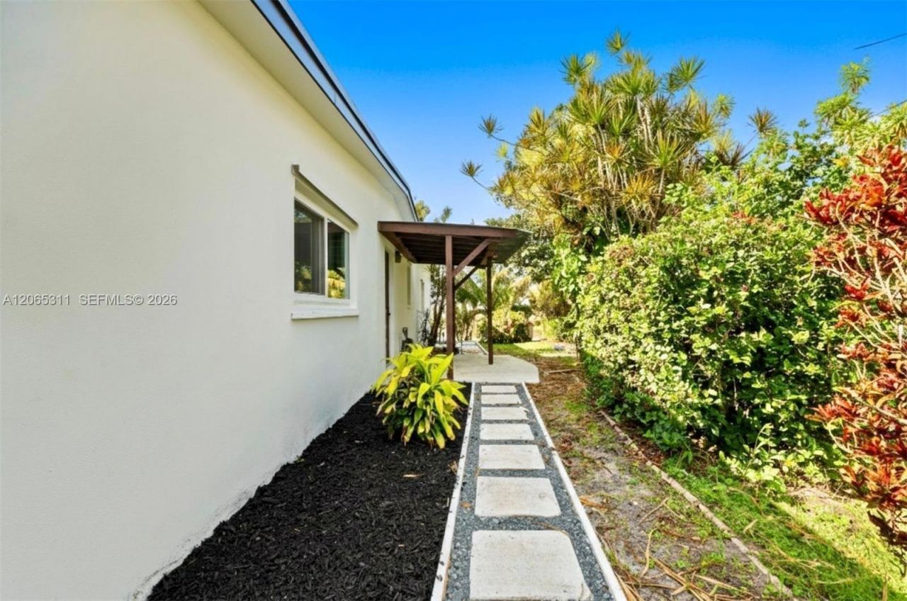 1905 NW 62nd Ter, Margate, FL 33063 Photo