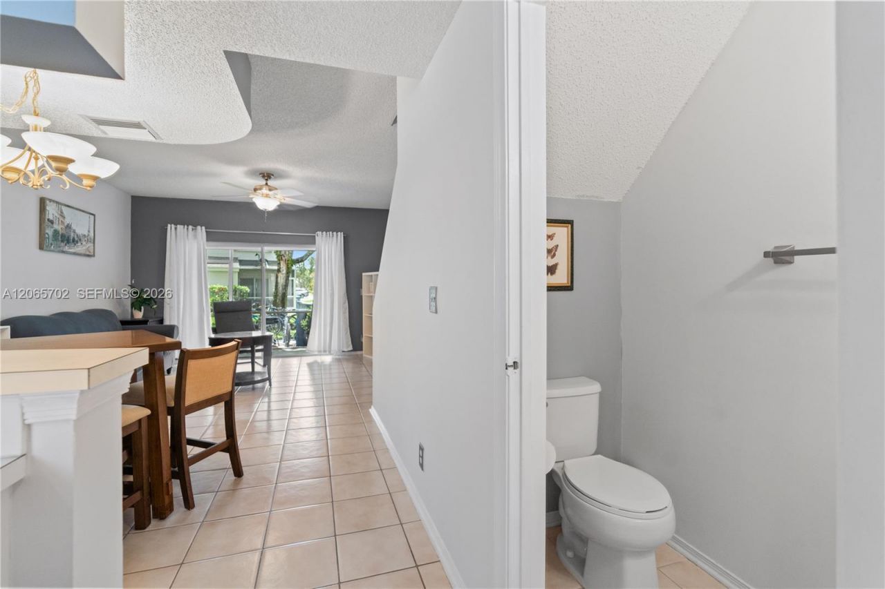 38 Truman Dr , Weston, FL 33326 Photo
