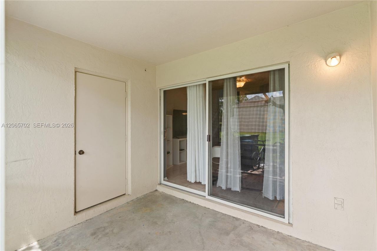 38 Truman Dr , Weston, FL 33326 Photo
