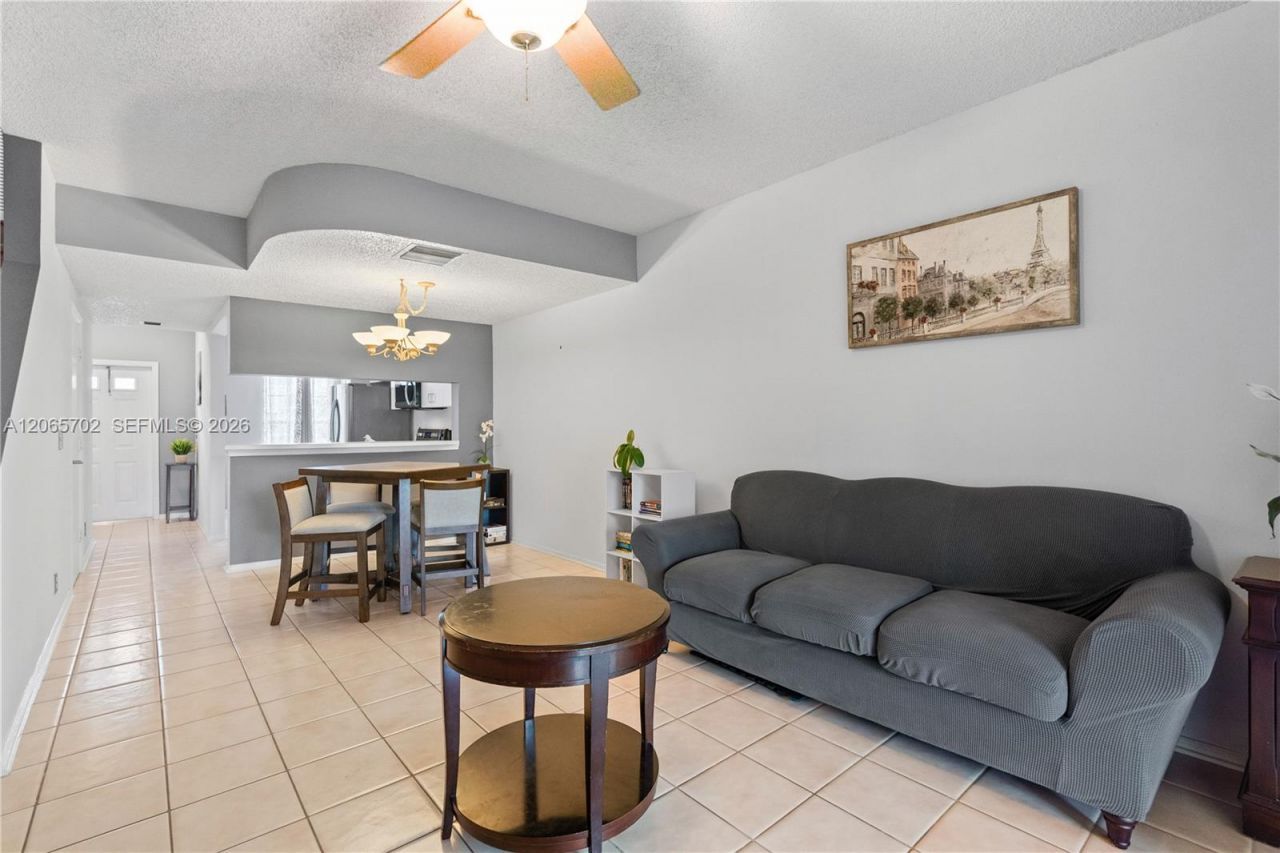 38 Truman Dr , Weston, FL 33326 Photo
