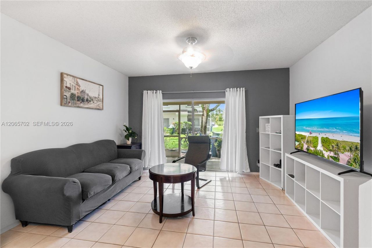 38 Truman Dr , Weston, FL 33326 Photo