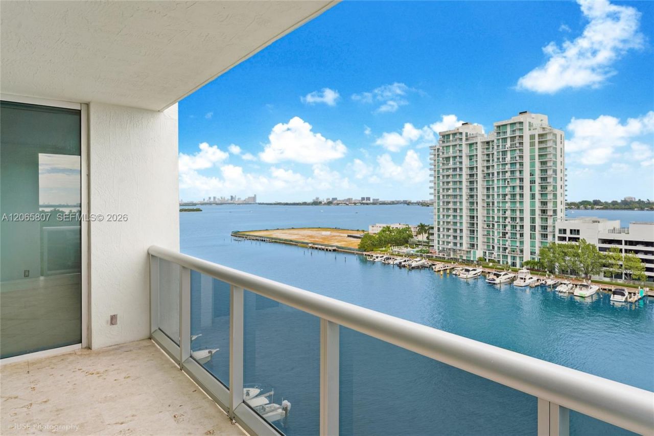 7929 West Dr, Unit 1001, North Bay Village, FL 33141 Photo