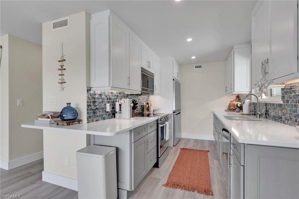 2500 Gulf Shore Blvd N, Unit S10, Naples, FL 34103 Photo