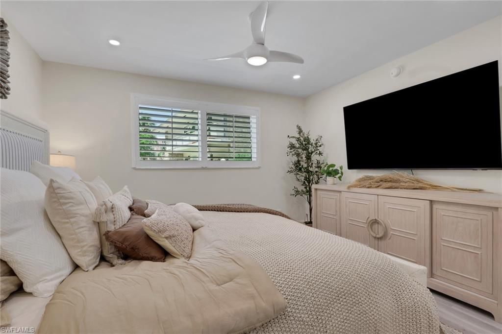 2500 Gulf Shore Blvd N, Unit S10, Naples, FL 34103 Photo