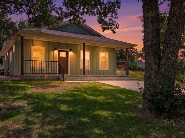 1626 Cree TRL, Kingsland, TX 78639