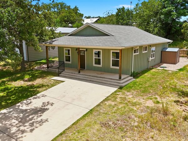 1626 Cree TRL, Kingsland, TX 78639