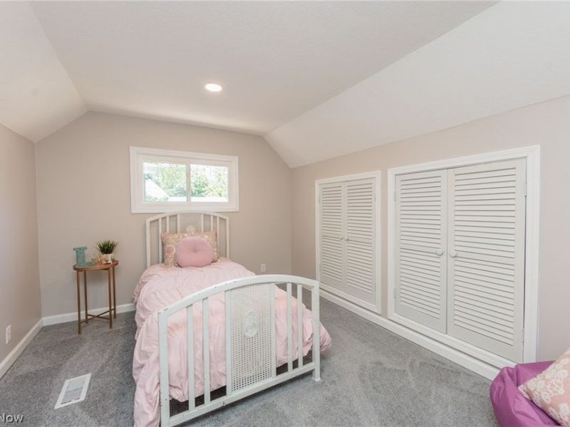 1130 Saxe Avenue, Cuyahoga Falls, OH 44221 Photo 29