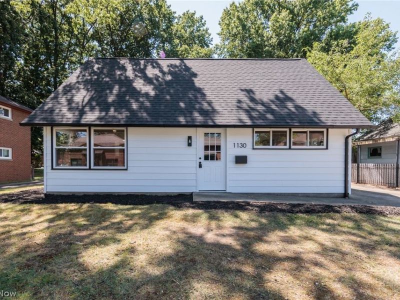 1130 Saxe Avenue, Cuyahoga Falls, OH 44221 Photo 3