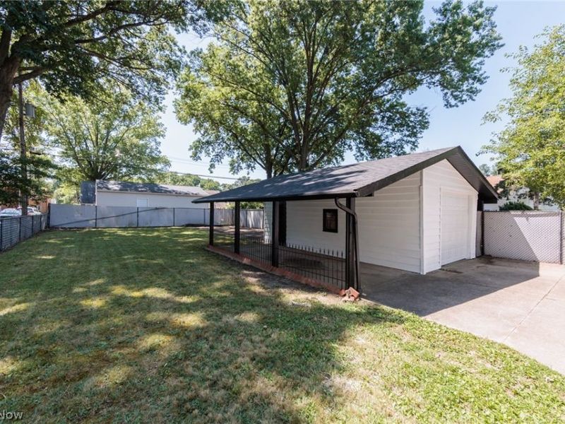 1130 Saxe Avenue, Cuyahoga Falls, OH 44221 Photo 36