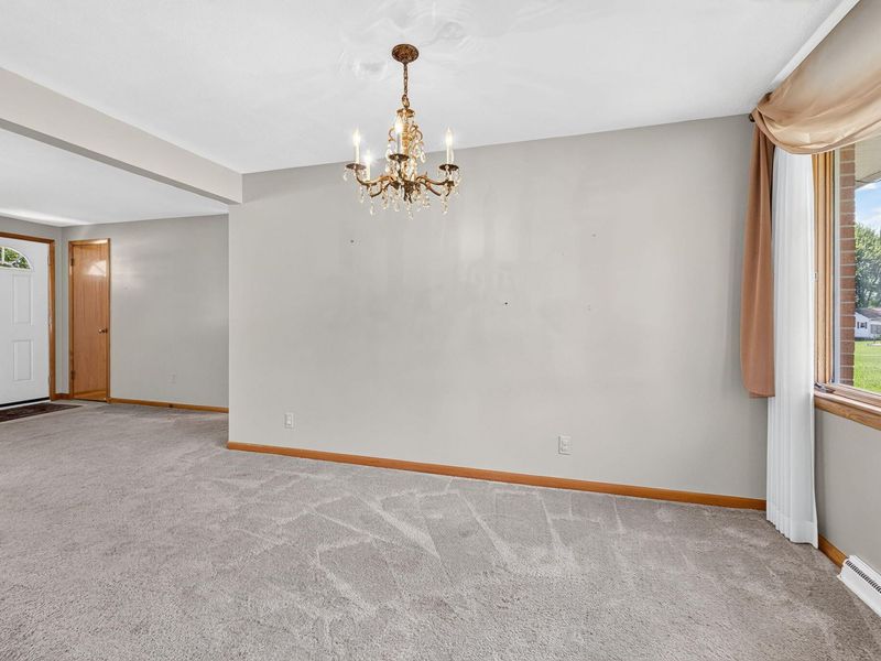 108 Pleasant Drive, Bellefontaine, OH 43311 Photo 15