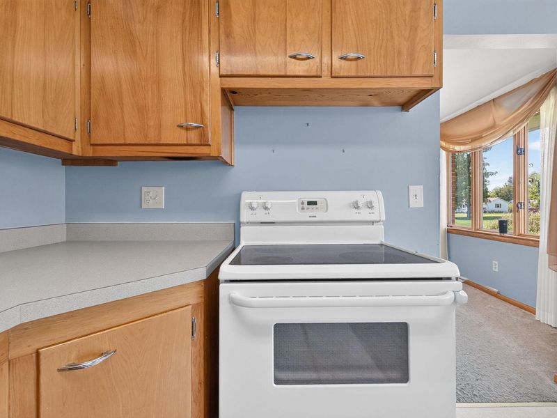 108 Pleasant Drive, Bellefontaine, OH 43311 Photo 18