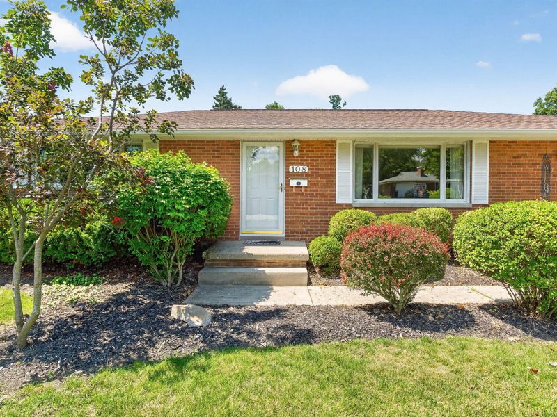 108 Pleasant Drive, Bellefontaine, OH 43311 Photo 5