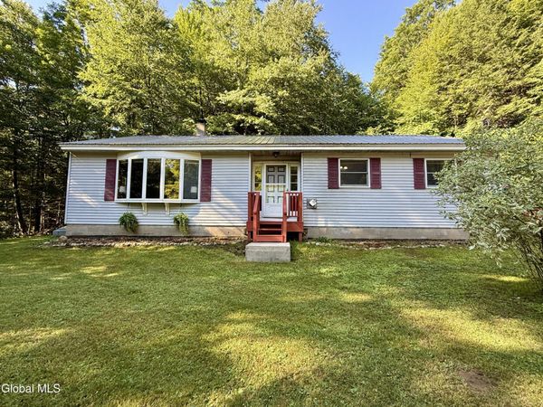 25 Folts Road, Corinth, NY 12822