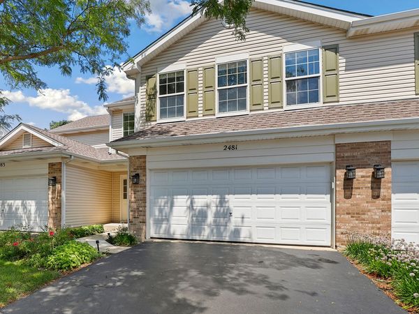 2481 Stoughton Circle , Aurora, IL 60502