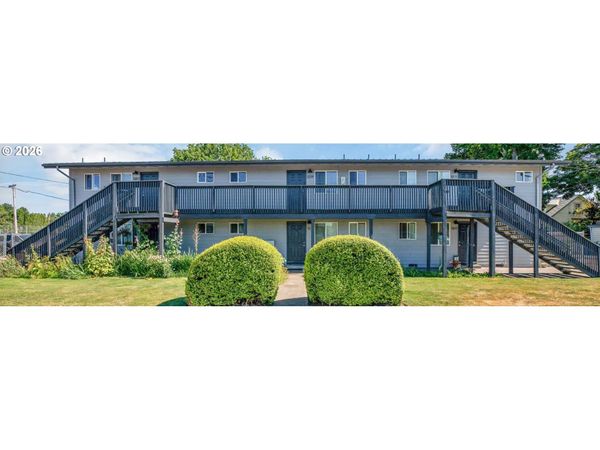 1207 D ST, Salem, OR 97301