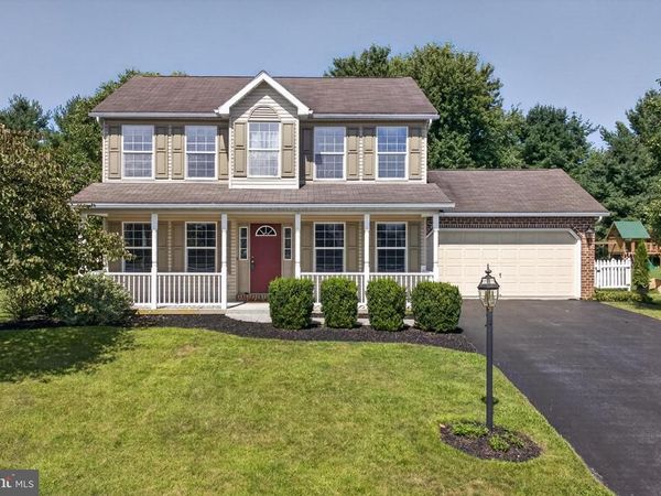 150 MARTEL CIRCLE, DILLSBURG, PA 17019