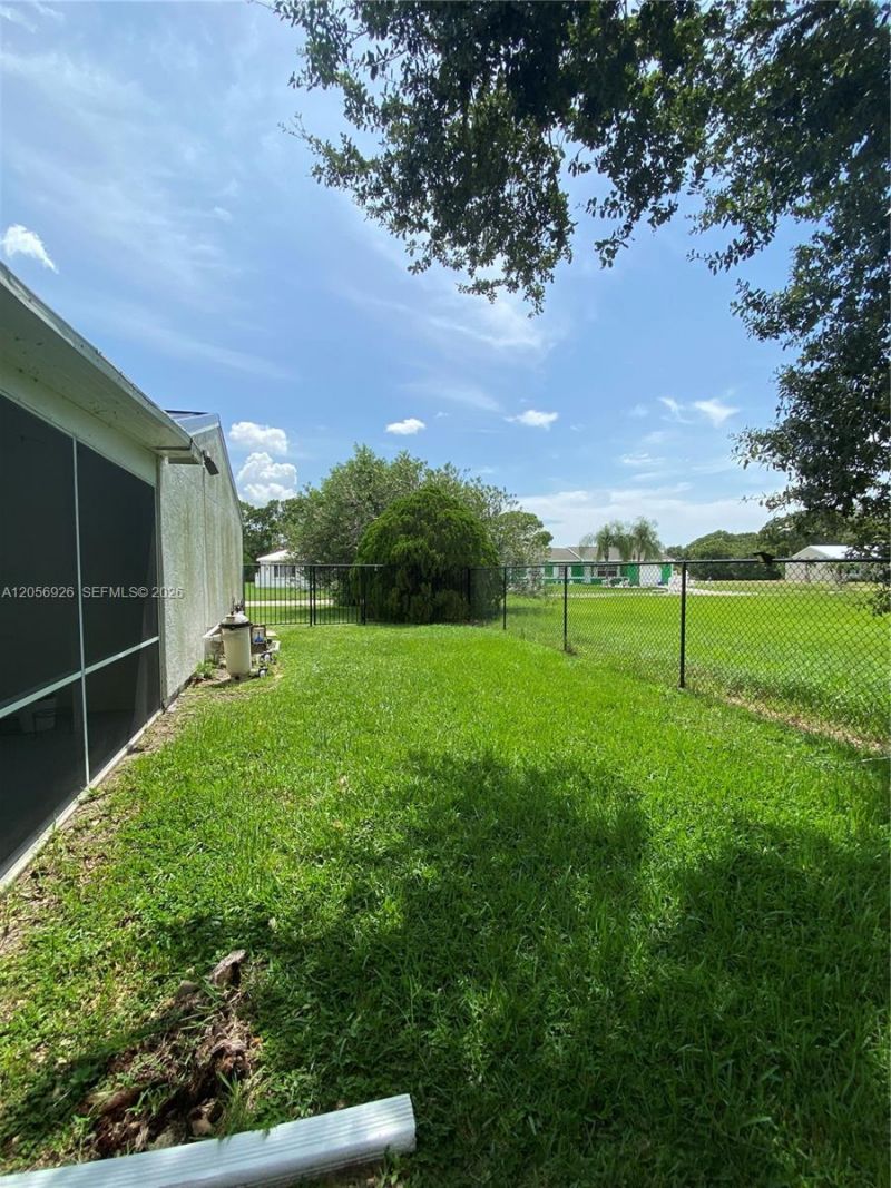 1401 SE Arenson Ln , Port Saint Lucie, FL 34952 Photo