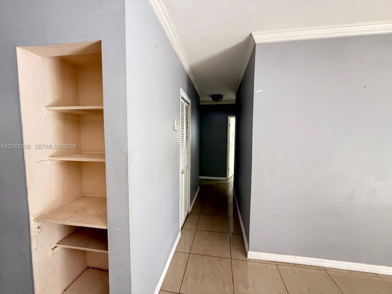 951 NE 157th Ter, North Miami Beach, FL 33162 Photo