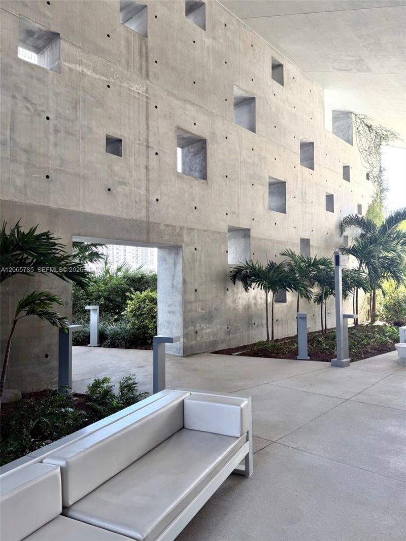 88 SW 7th St , Unit 1908, Miami, FL 33130 Photo