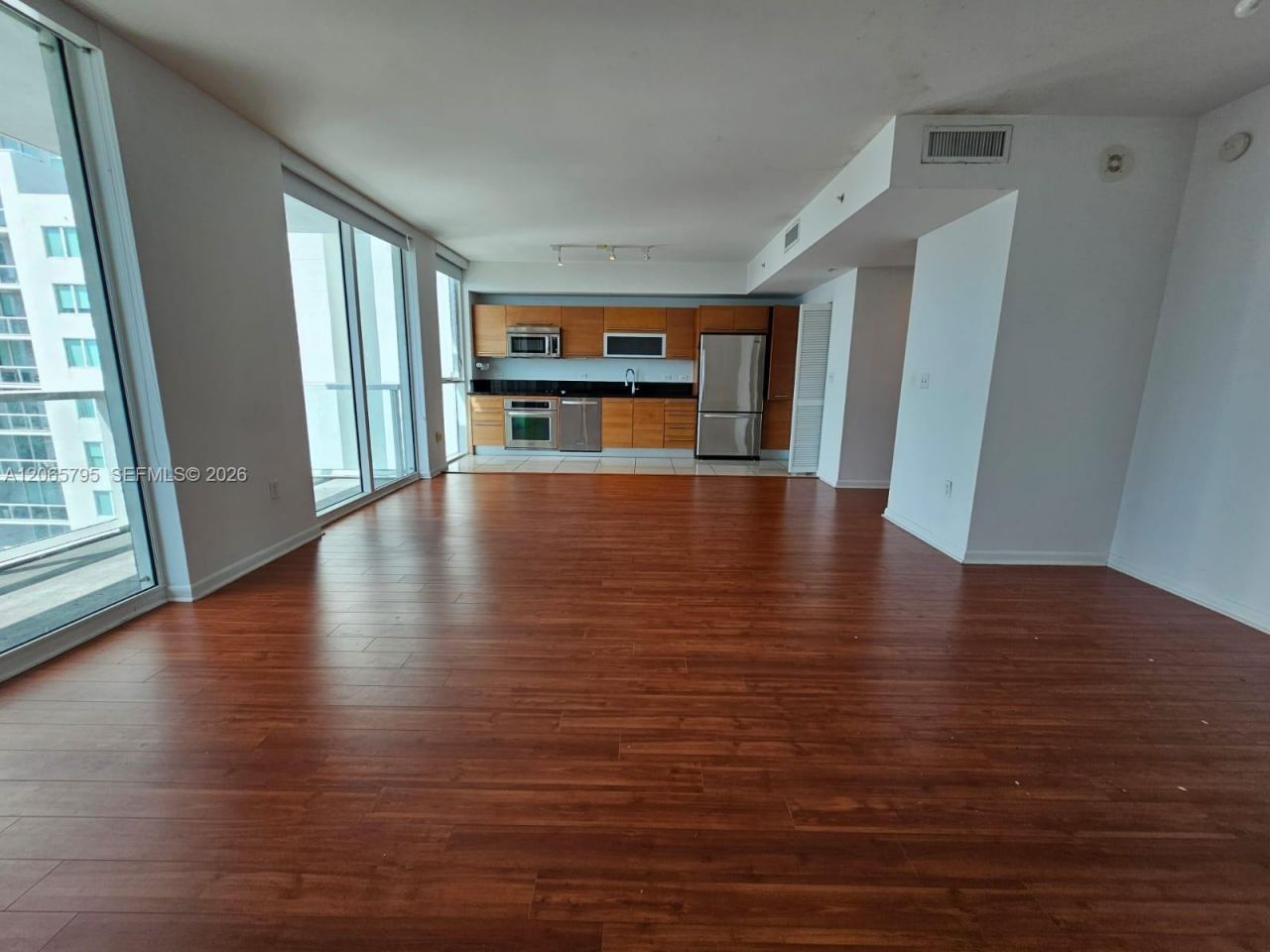244 Biscayne Blvd , Unit 3707, Miami, FL 33132 Photo