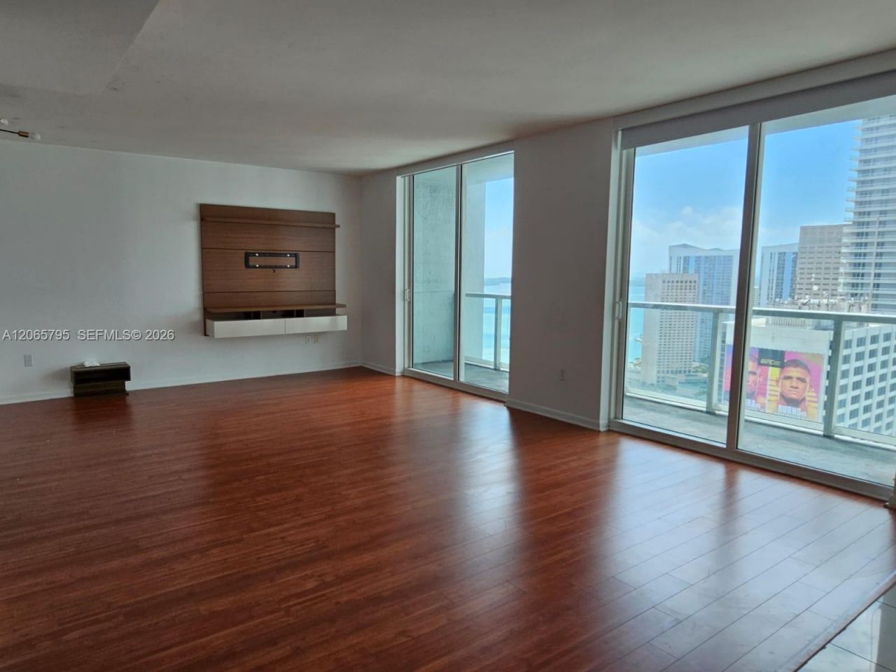 244 Biscayne Blvd , Unit 3707, Miami, FL 33132 Photo