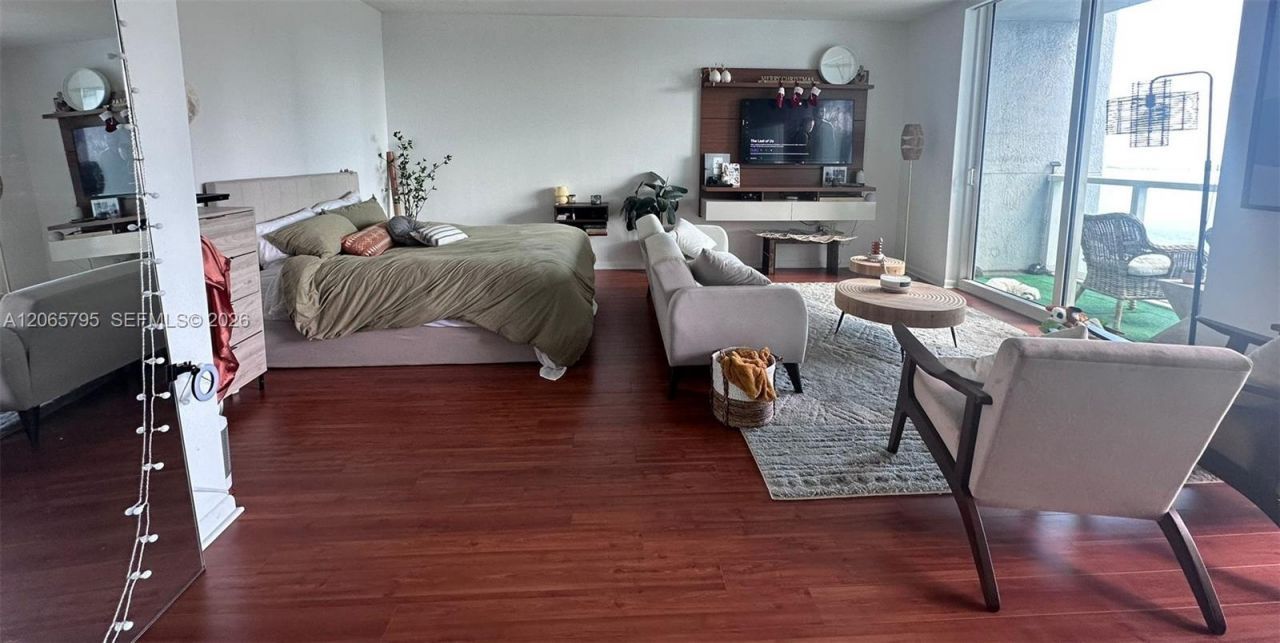 244 Biscayne Blvd , Unit 3707, Miami, FL 33132 Photo