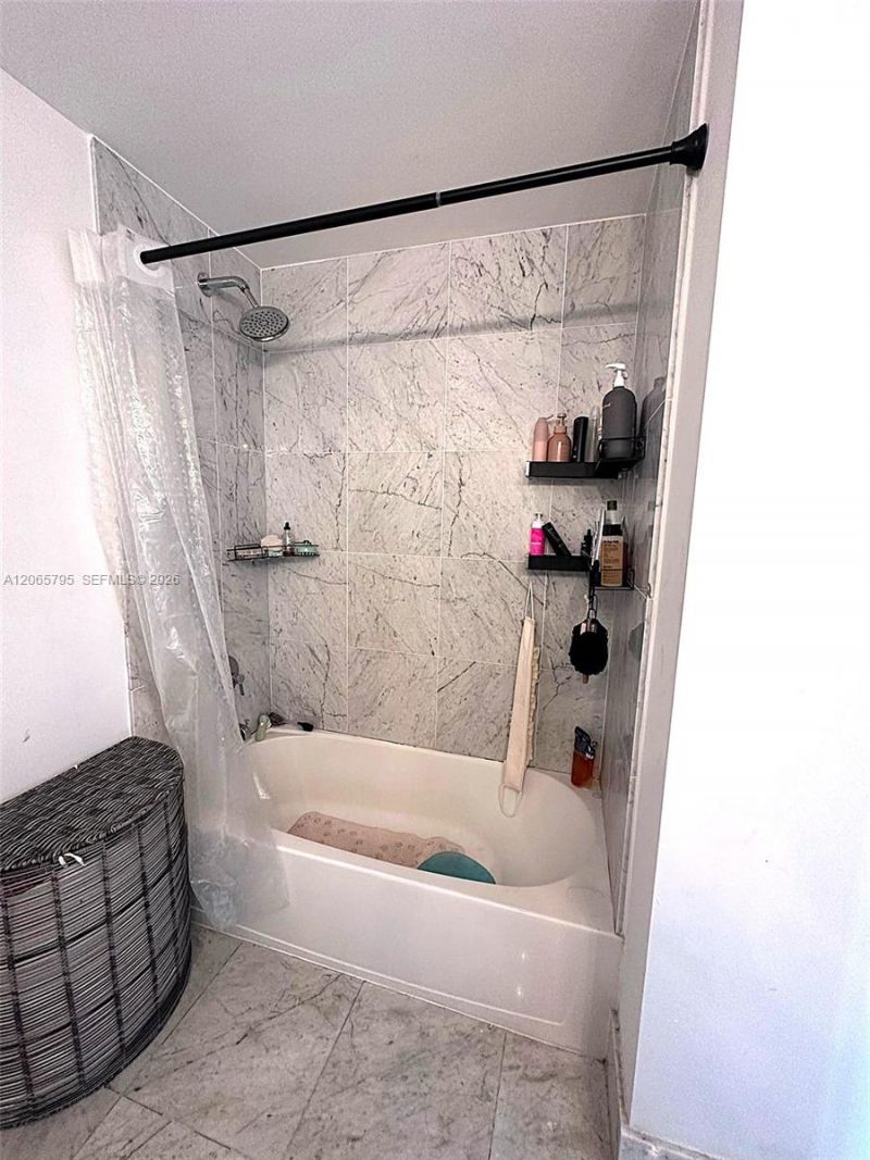 244 Biscayne Blvd , Unit 3707, Miami, FL 33132 Photo