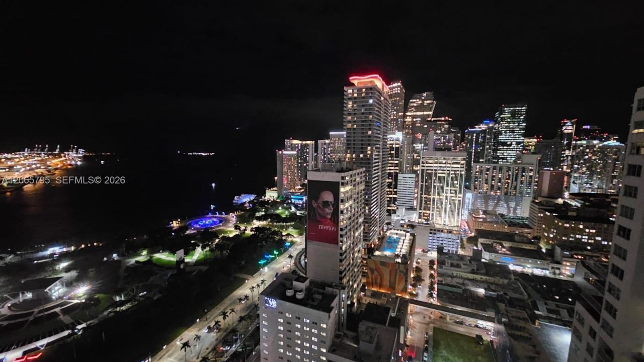 244 Biscayne Blvd , Unit 3707, Miami, FL 33132 Photo