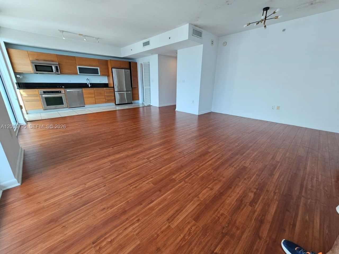 244 Biscayne Blvd , Unit 3707, Miami, FL 33132 Photo