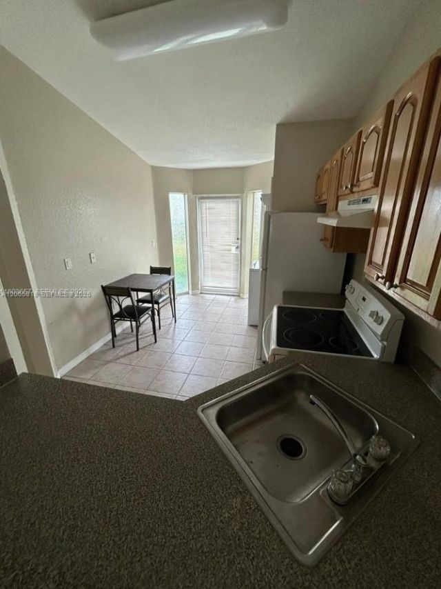 61 NE 13th Ave, Homestead, FL 33033 Photo