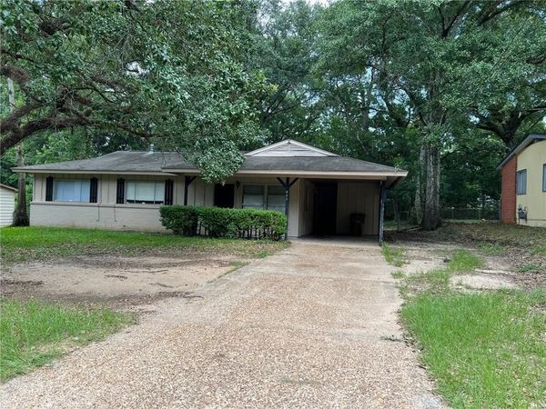 557 Shalimar Road , Mobile, AL 36609
