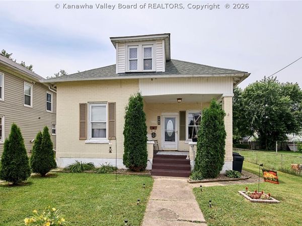 175 5th Street, Dunbar, WV 25064