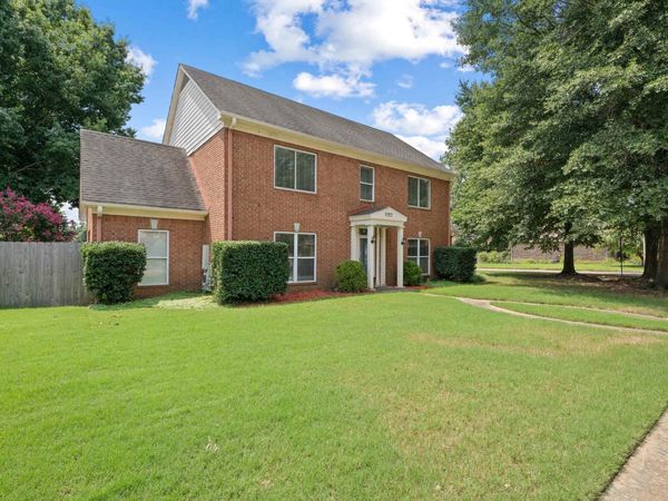 6117 YORKHILL DR, Bartlett, TN 38135