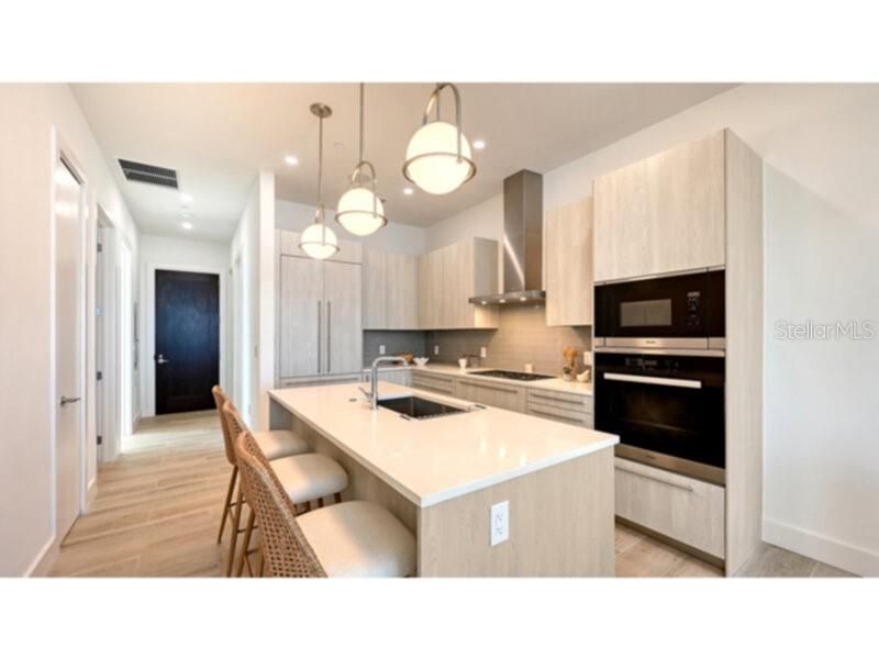 33 S Palm Avenue, Unit 904, Sarasota, FL 34236 Photo