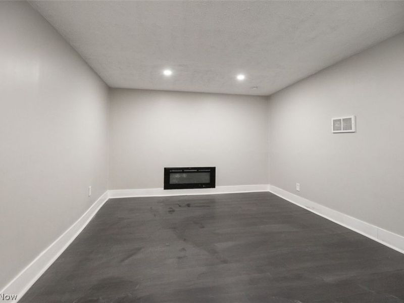 1255 Superior Avenue, Akron, OH 44307 Photo 27