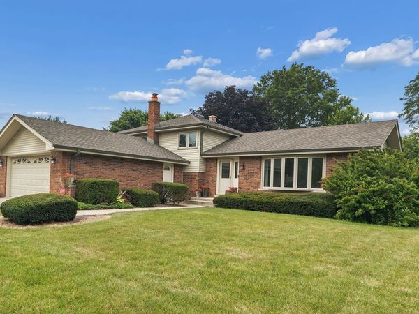 15208 Royal Foxhunt Road, Orland Park, IL 60462