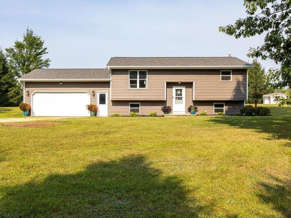 N2275 BEAN CITY ROAD, New London, WI 54961