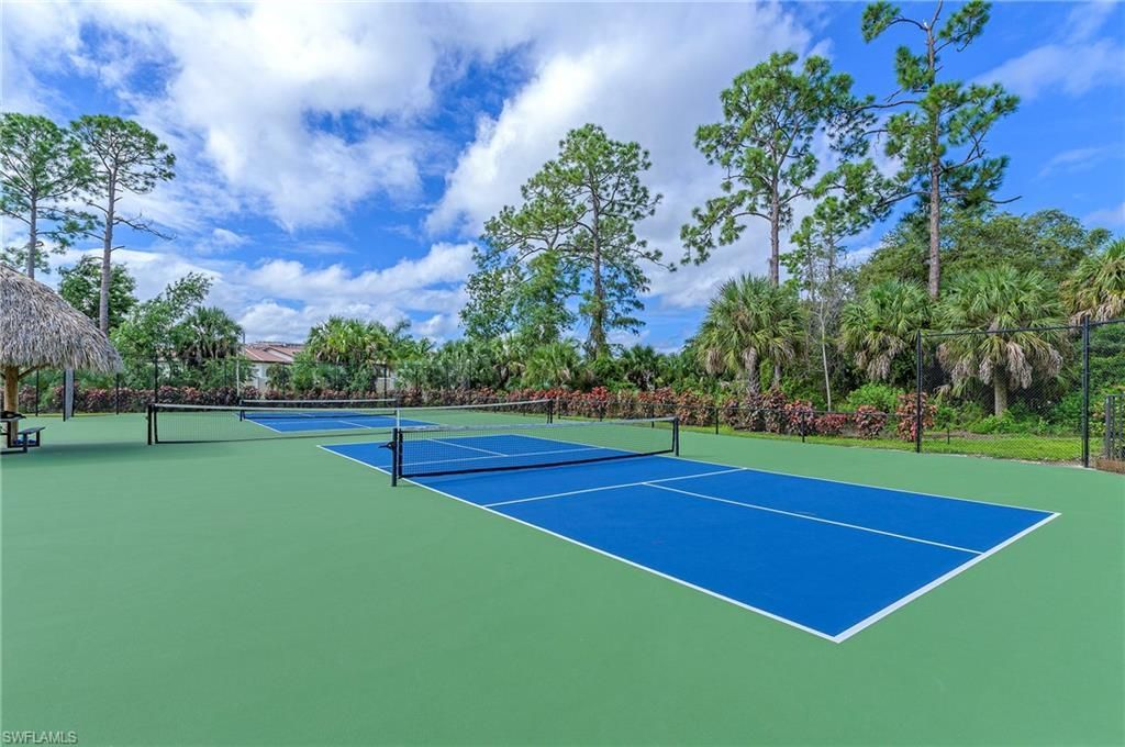 1032 Tivoli Ln, Naples, FL 34104 Photo