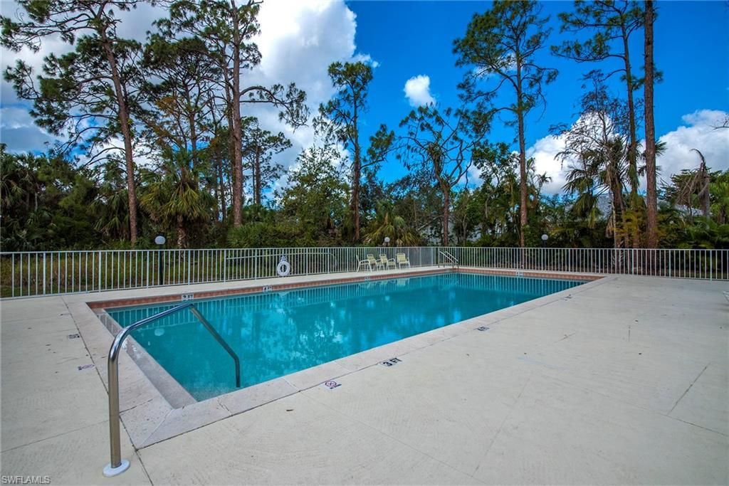 1032 Tivoli Ln, Naples, FL 34104 Photo