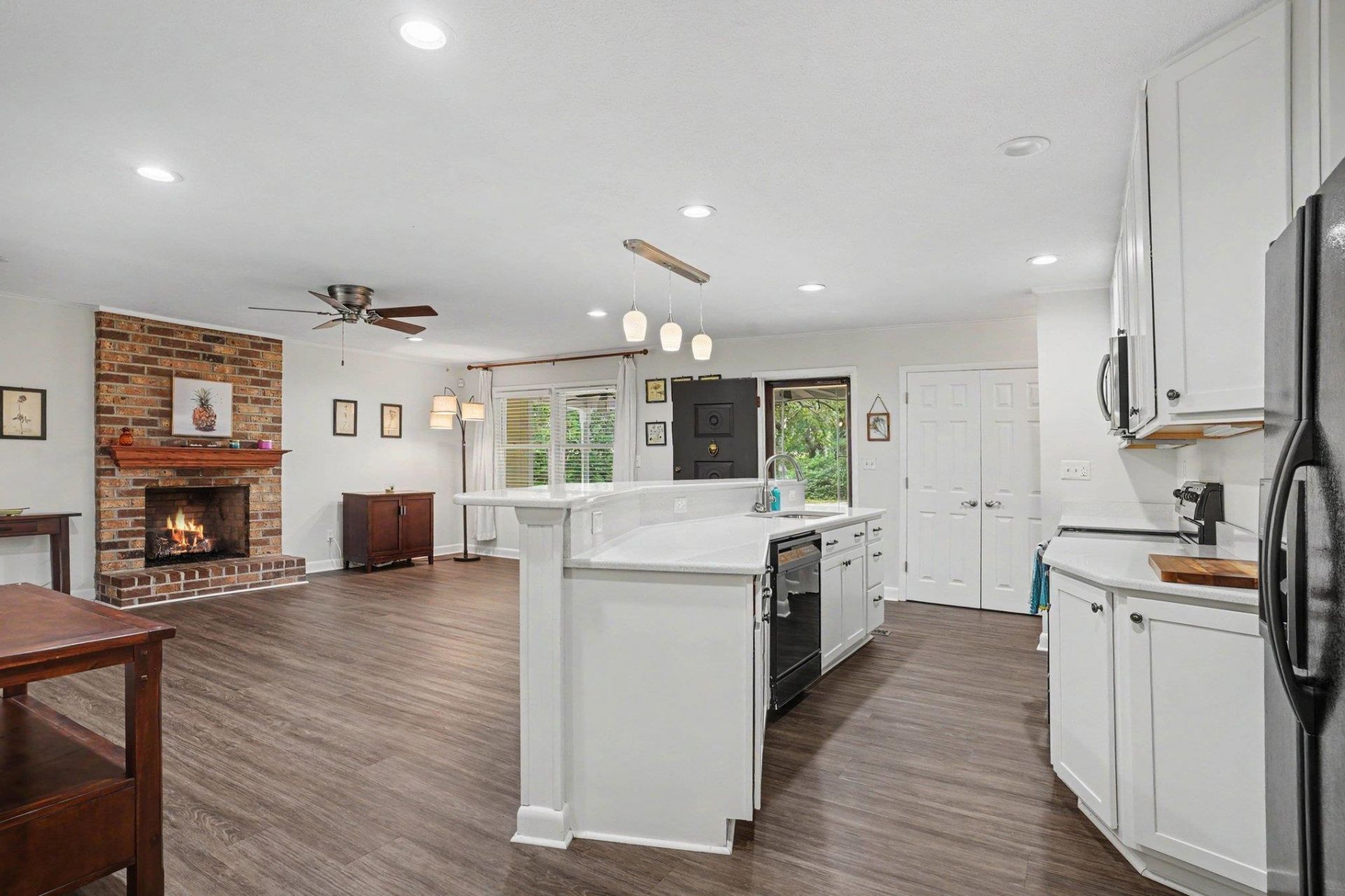6303 Porcher Dr. Photo 11